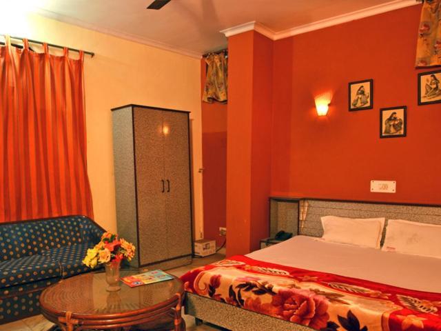 Hotel Sahara International Deluxe Nowe Delhi Pokój zdjęcie