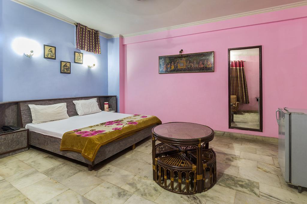 Hotel Sahara International Deluxe Nowe Delhi Pokój zdjęcie